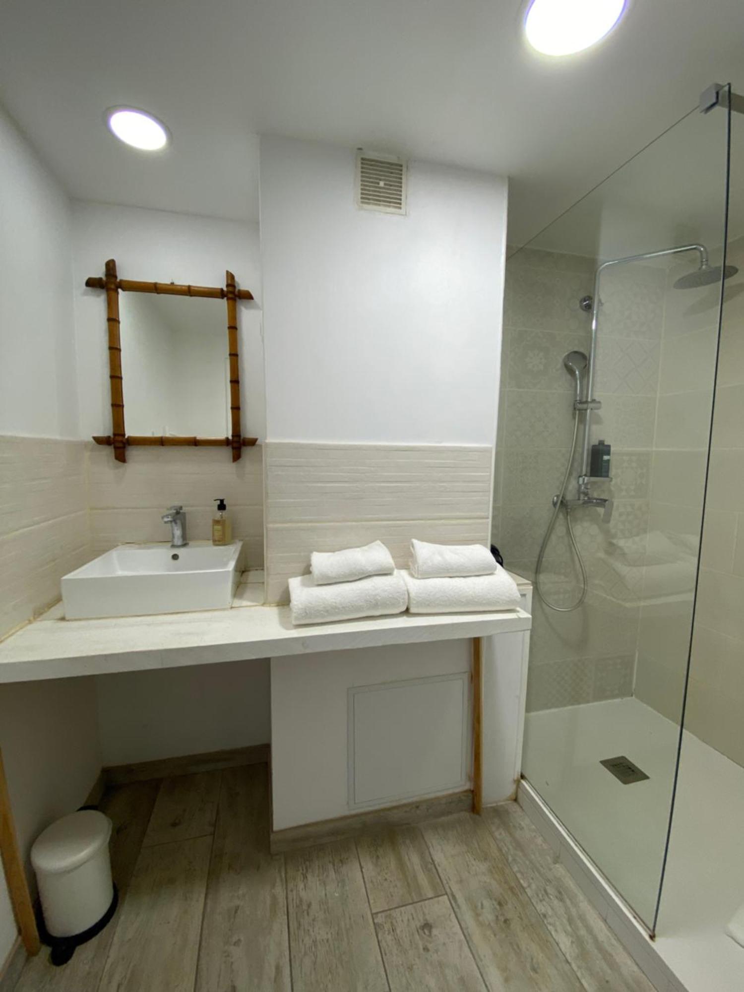 생트마리들라메르 L'Estrambord De Camargue B&B 외부 사진